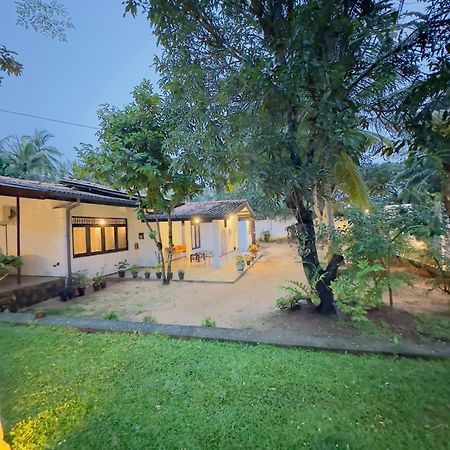 Leisure Villa Anuradhapura Buitenkant foto